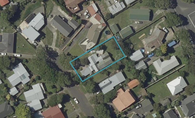 24 Haast Place, Awapuni, Palmerston North - Carousel 1