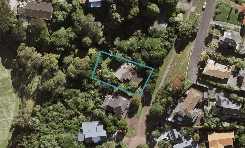 36 Puawai Place, Northcote, Auckland - Carousel 1