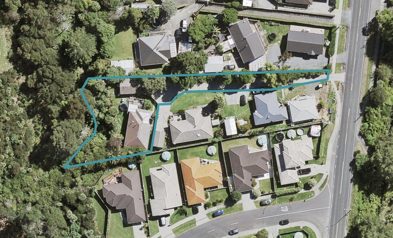 15B Candia Road, Swanson, Auckland - Carousel 1