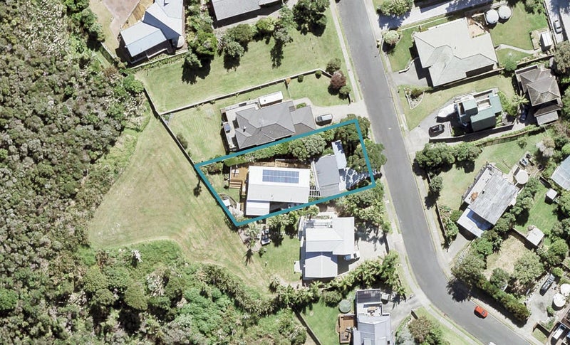 8 Siesta Terrace, Gulf Harbour, Whangaparaoa - Carousel 1
