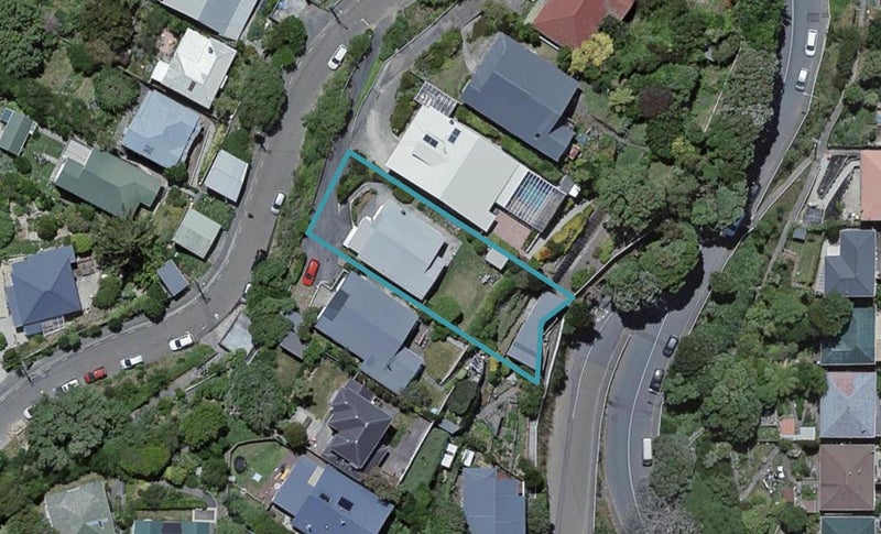 1/15 Sutherland Crescent, Melrose, Wellington - Carousel 1
