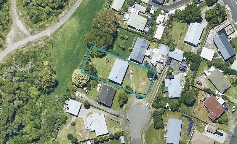 15 Scott Street, Gate Pa, Tauranga - Carousel 1