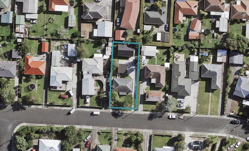 24 McDougall Street, Manurewa East, Auckland - Carousel 1
