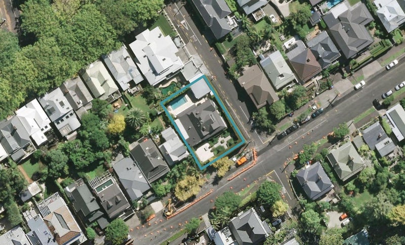 2 Heke Street, Freemans Bay, Auckland - Carousel 1