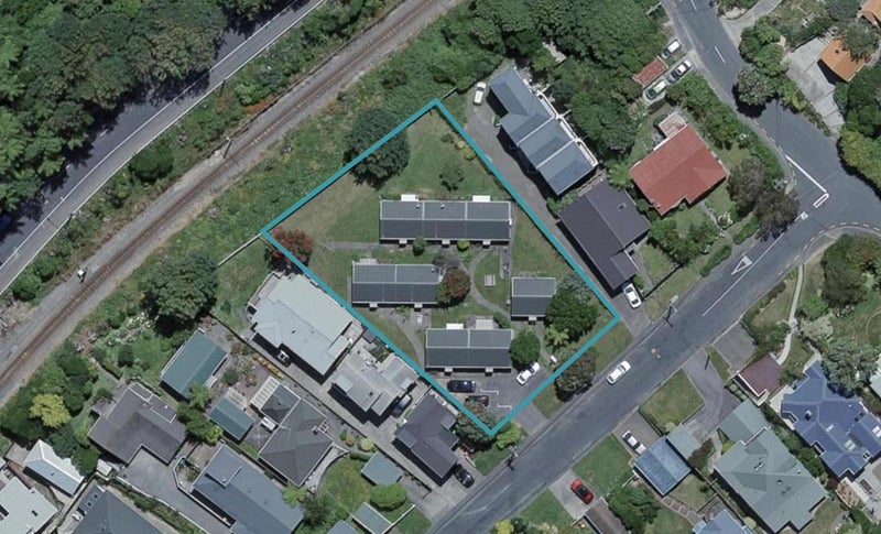 21 Omar Street, Khandallah, Wellington - Carousel 1