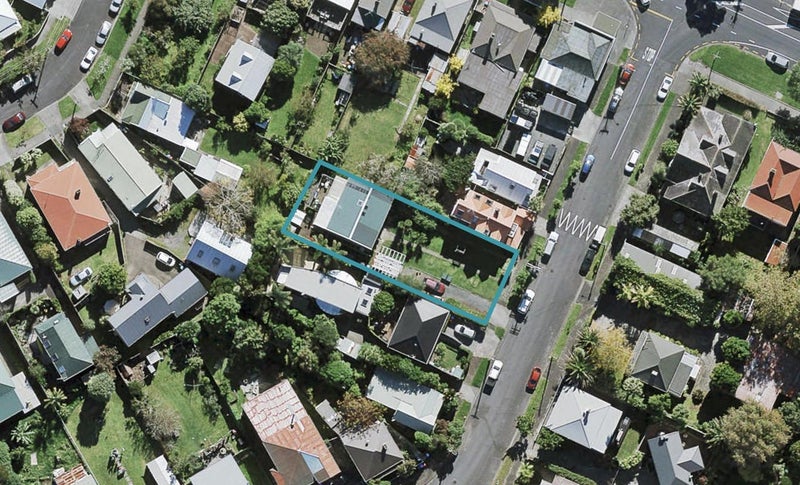 5 Sackville Street, Grey Lynn, Auckland - Carousel 1