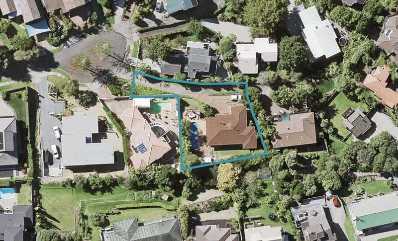 11 Trident Place, Shelly Park, Auckland - Carousel 1