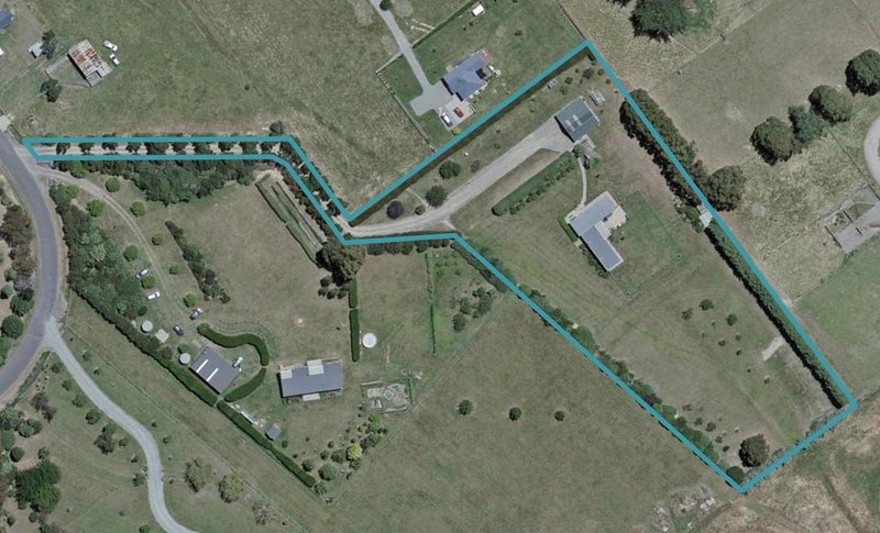 1 Hawkins Drive, Martinborough, Martinborough - Carousel 1