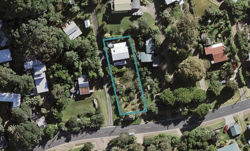 16 Ostend Road, Ostend, Waiheke Island - Carousel 1