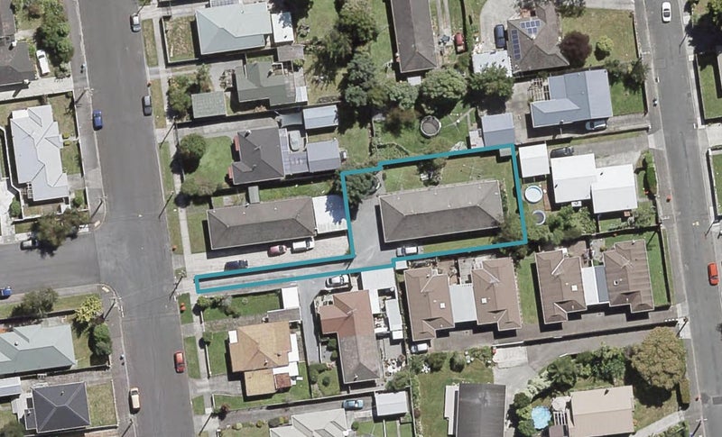 8B Exchange Street, Ebdentown, Upper Hutt - Carousel 1