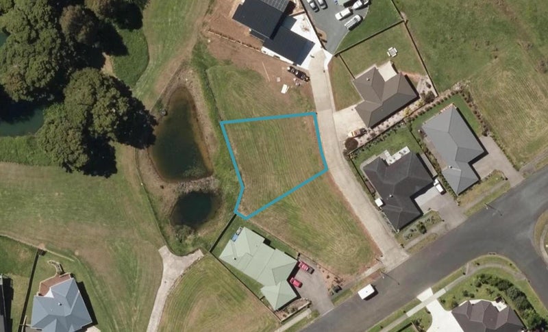 33 Bush Haven Drive, Kamo, Whangarei - Carousel 1