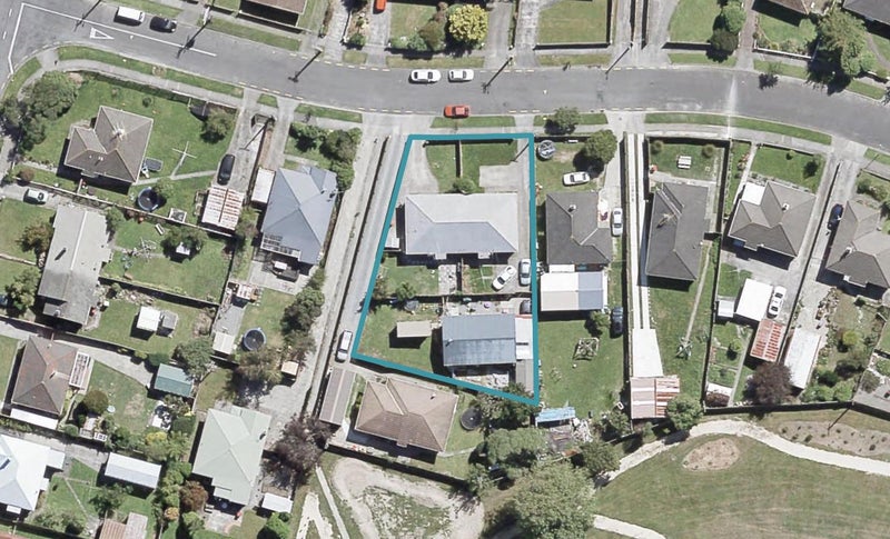 2/8 Harris Street, Naenae, Lower Hutt - Carousel 1