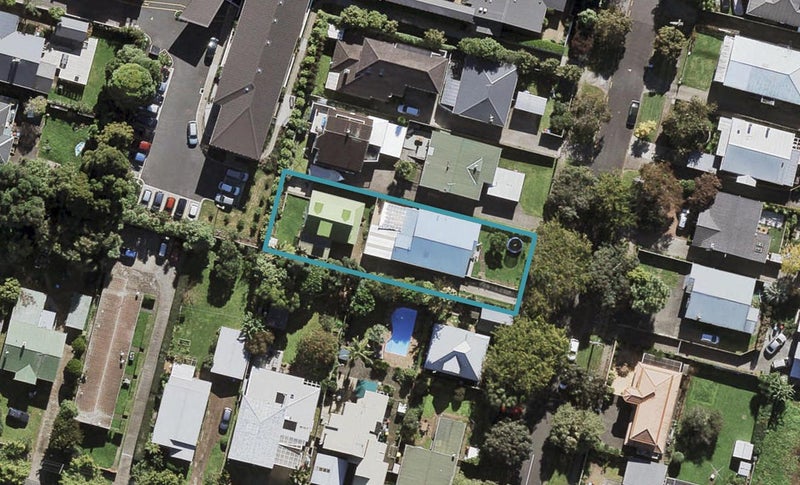 8A Epworth Avenue, Royal Oak, Auckland - Carousel 1