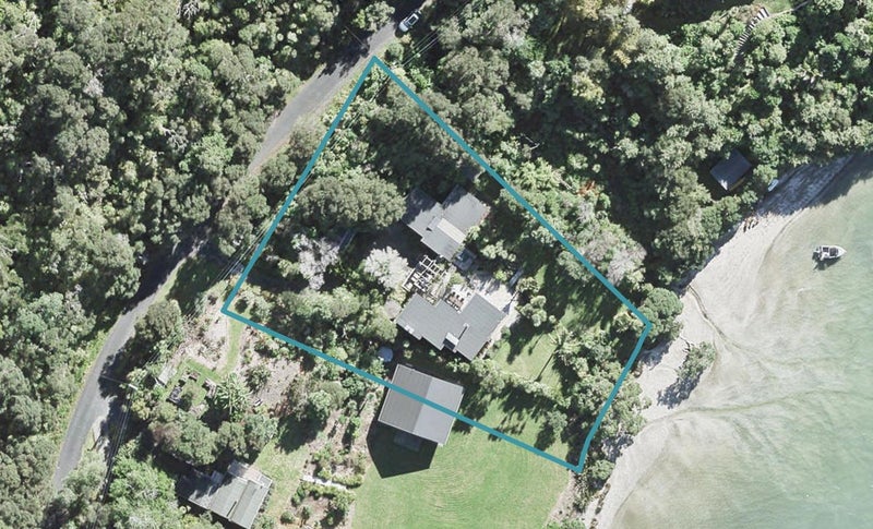 25 Young Street, Mahurangi East, Warkworth - Carousel 1
