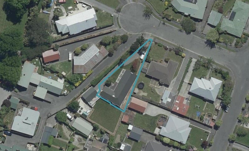 5 Cherry Place, Casebrook, Christchurch - Carousel 1
