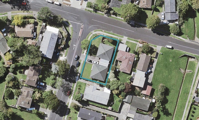1/2 Mirrabooka Avenue, Botany Downs, Auckland - Carousel 1