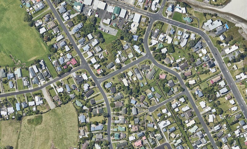 8 Otto Road, Waihi Beach, Waihi Beach - Carousel 1