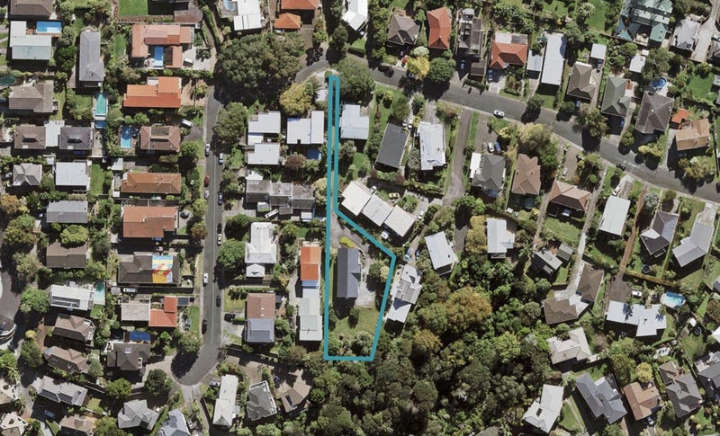 34 James Evans Drive, Northcote, Auckland - Carousel 1