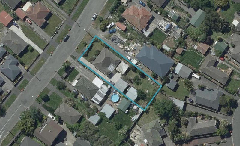 10 McGregors Road, Bromley, Christchurch - Carousel 1