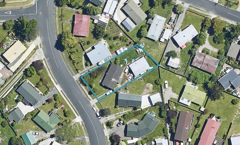 27 Camellia Drive, Ngongotaha, Rotorua - Carousel 1