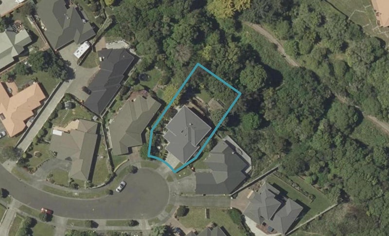 20 Greenwood Place, Fitzherbert, Palmerston North - Carousel 1