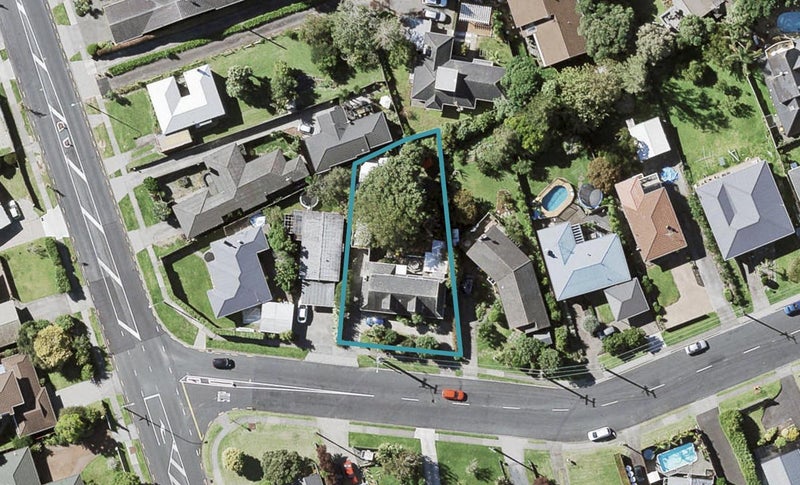 106 Sandspit Road, Shelly Park, Auckland - Carousel 1