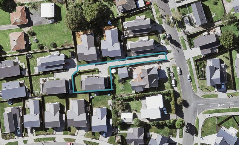 61E Castledine Crescent, Glen Innes, Auckland - Carousel 1