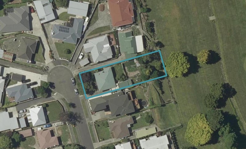 22 Salisbury Avenue, Terrace End, Palmerston North - Carousel 1