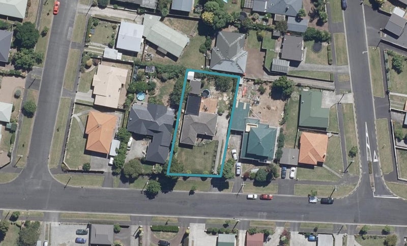 13 Pearsons Avenue, Claudelands, Hamilton - Carousel 1