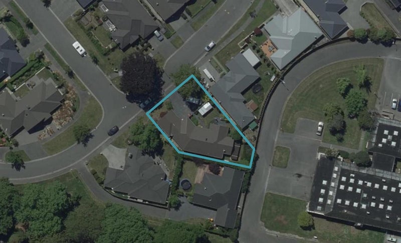 24 John Campbell Crescent, Hillmorton, Christchurch - Carousel 1