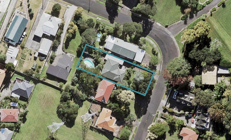 36 Beaubank Road, Kelston, Auckland - Carousel 1