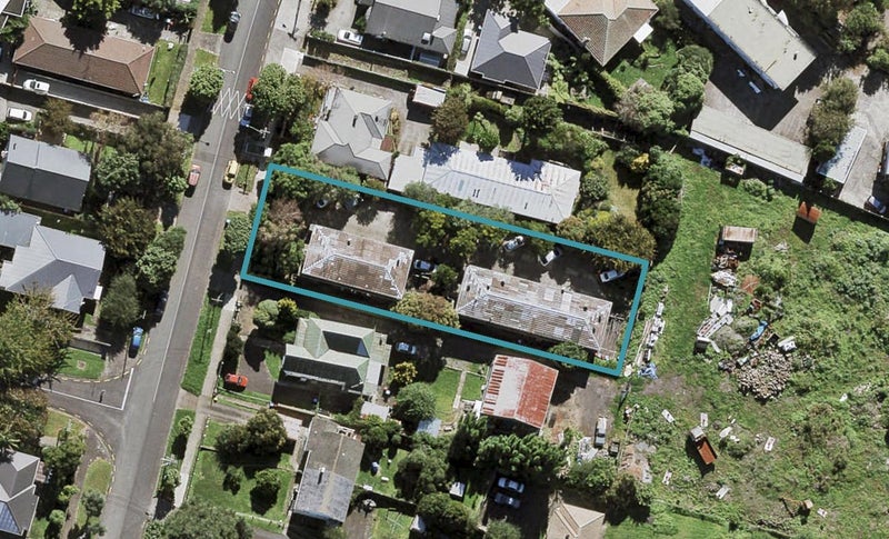 9/32 Arabi Street, Sandringham, Auckland - Carousel 1