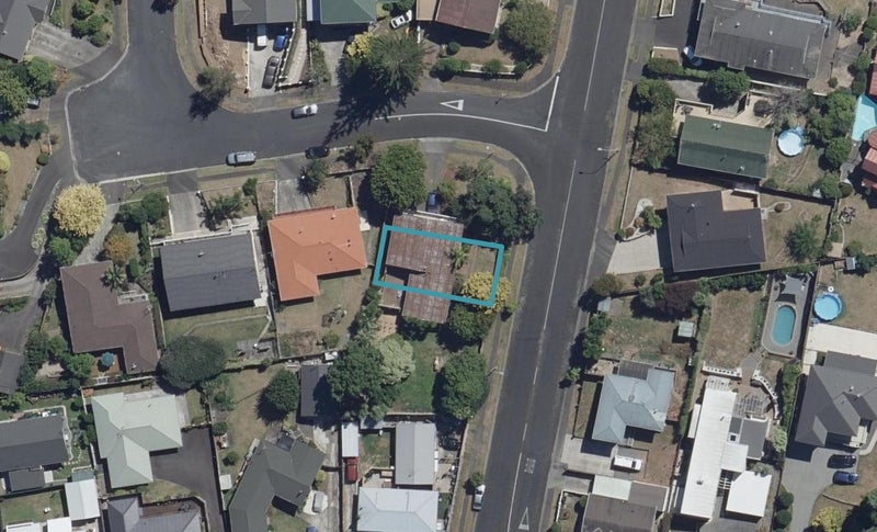 3/132 Aberdeen Drive, Dinsdale, Hamilton - Carousel 1