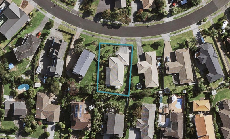 21 Peretao Rise, The Gardens, Auckland - Carousel 1