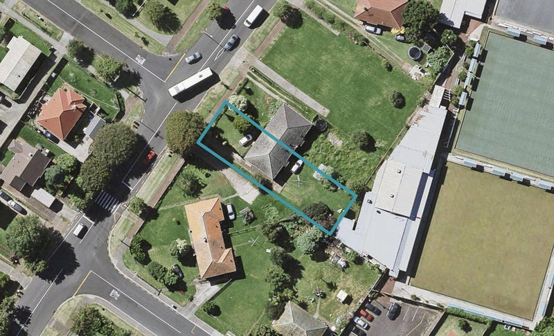 32 Tripoli Road, Panmure, Auckland - Carousel 1