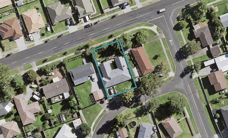 3 Chantal Place, Red Hill, Papakura - Carousel 1
