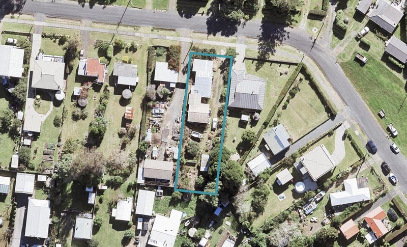 108 Howard Road, Ōrere Point - Carousel 1