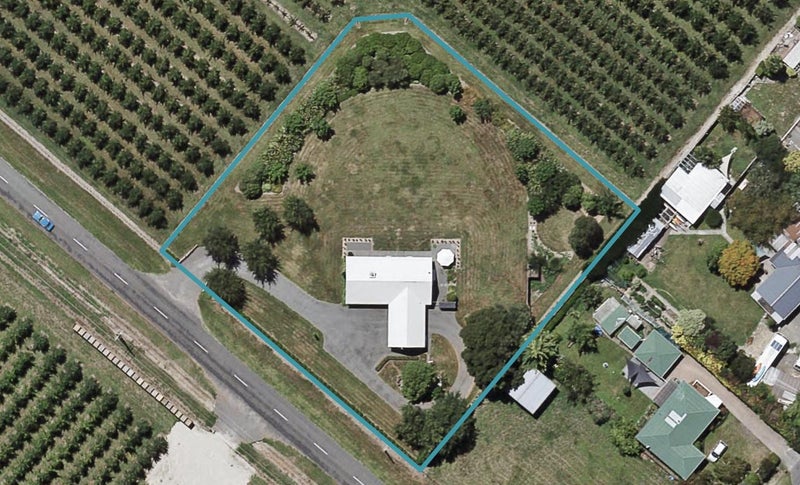 65 Tollemache Road East, Longlands, Hastings - Carousel 1
