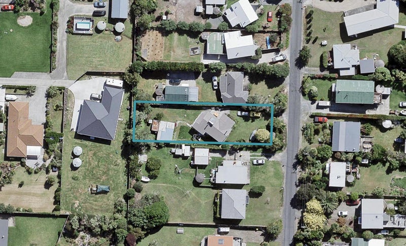 13 James Mcleod Road, Helensville - Carousel 1