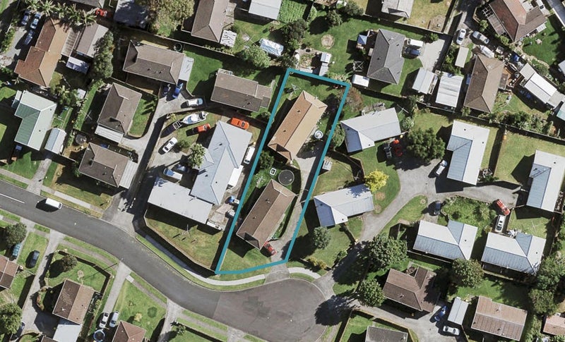 12 Gila Place, Weymouth, Auckland - Carousel 1