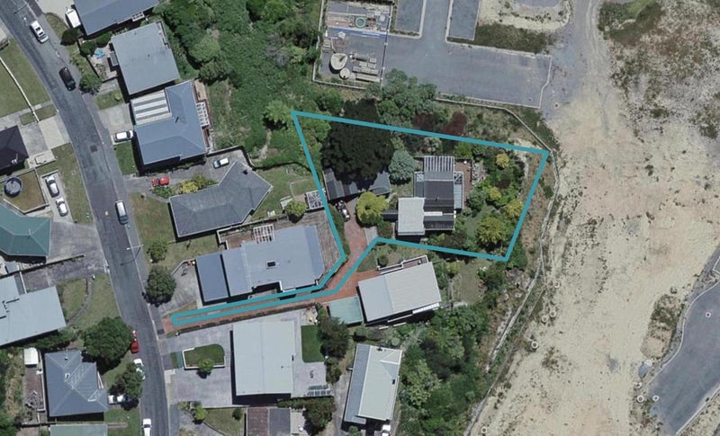 17 Breton Grove, Kingston, Wellington - Carousel 1