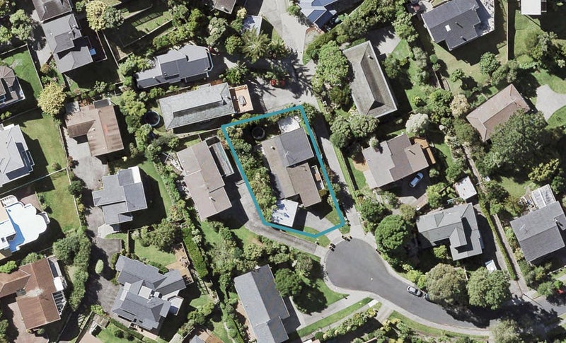 54 Wyoming Avenue, Murrays Bay, Auckland - Carousel 1