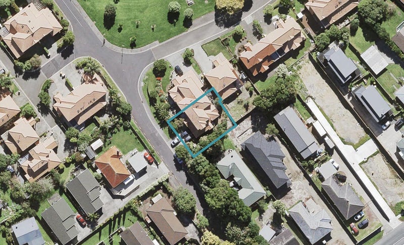 3 Skilgate Avenue, New Lynn, Auckland - Carousel 1