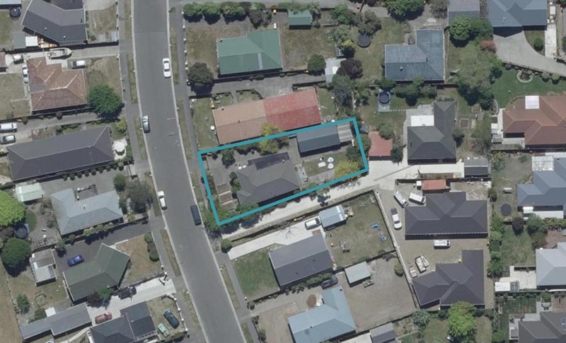 28C Lamorna Road, Parklands, Christchurch - Carousel 1