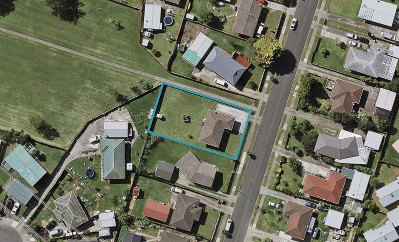 33 Zelda Avenue, Clover Park, Auckland - Carousel 1