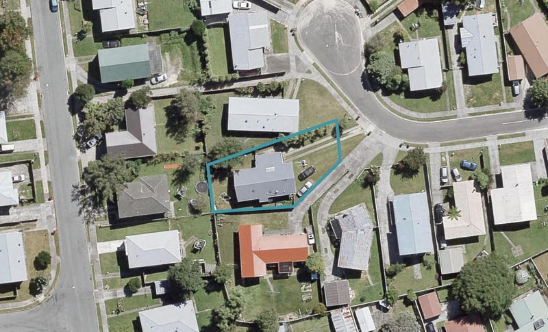 17 Blueberry Grove, Timberlea, Upper Hutt - Carousel 1