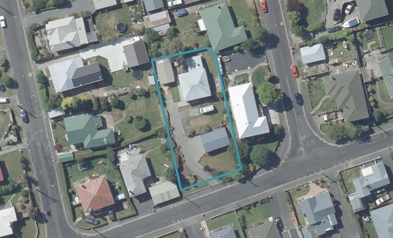 14 Paterson Street, Abbotsford, Dunedin - Carousel 1