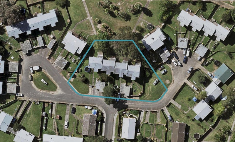 9 Wyona Place, Ōtara, Auckland - Carousel 1