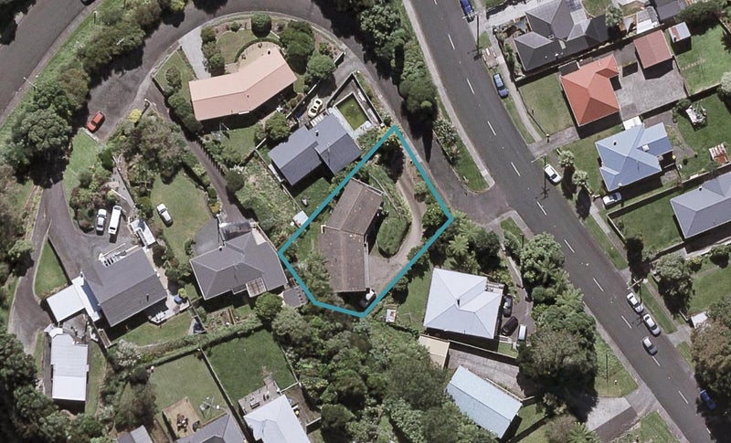 48 Seaview Road, Marfell, New Plymouth - Carousel 1