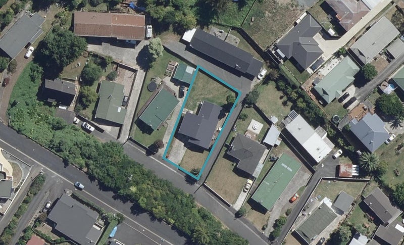 20 Carey Street, Maeroa, Hamilton - Carousel 1